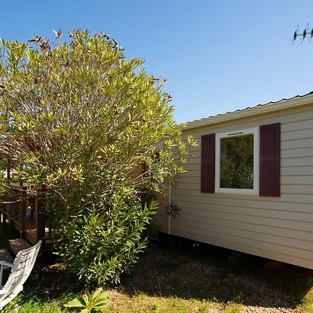 مكان تخييم Mobilhome 373 *